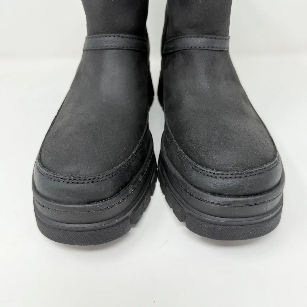 New UGG Women's Ashton Zip Boot Black Sz 10
